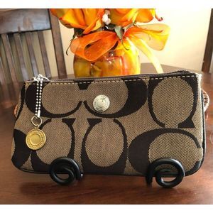 COACH - Monogram Logo Pouch in Chocolate & Khaki Canvas. Missing Wristlet Strap￼